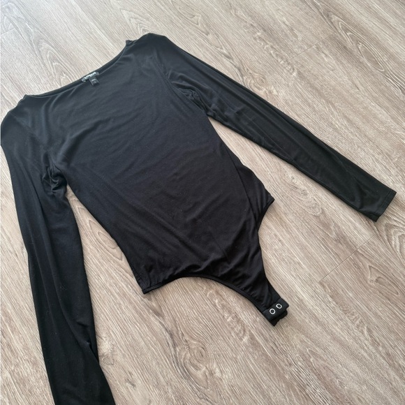 Express Bodysuit - Picture 3 of 6